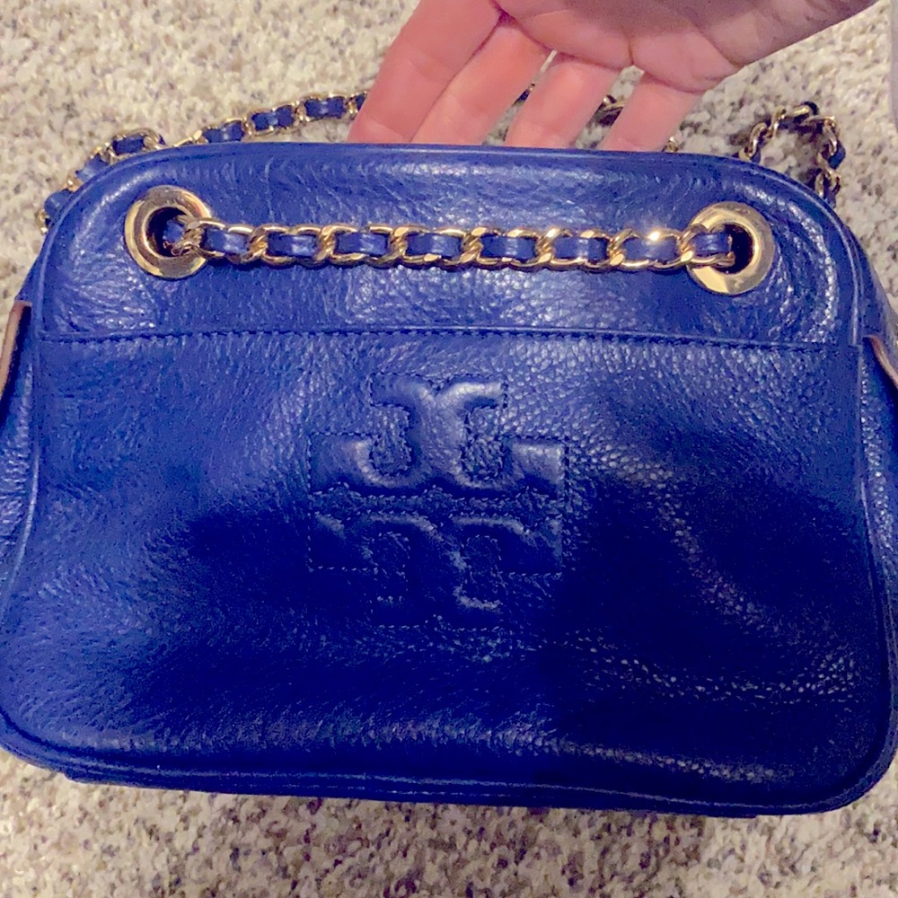 Tory Burch royal blue cross body bag with chain strap